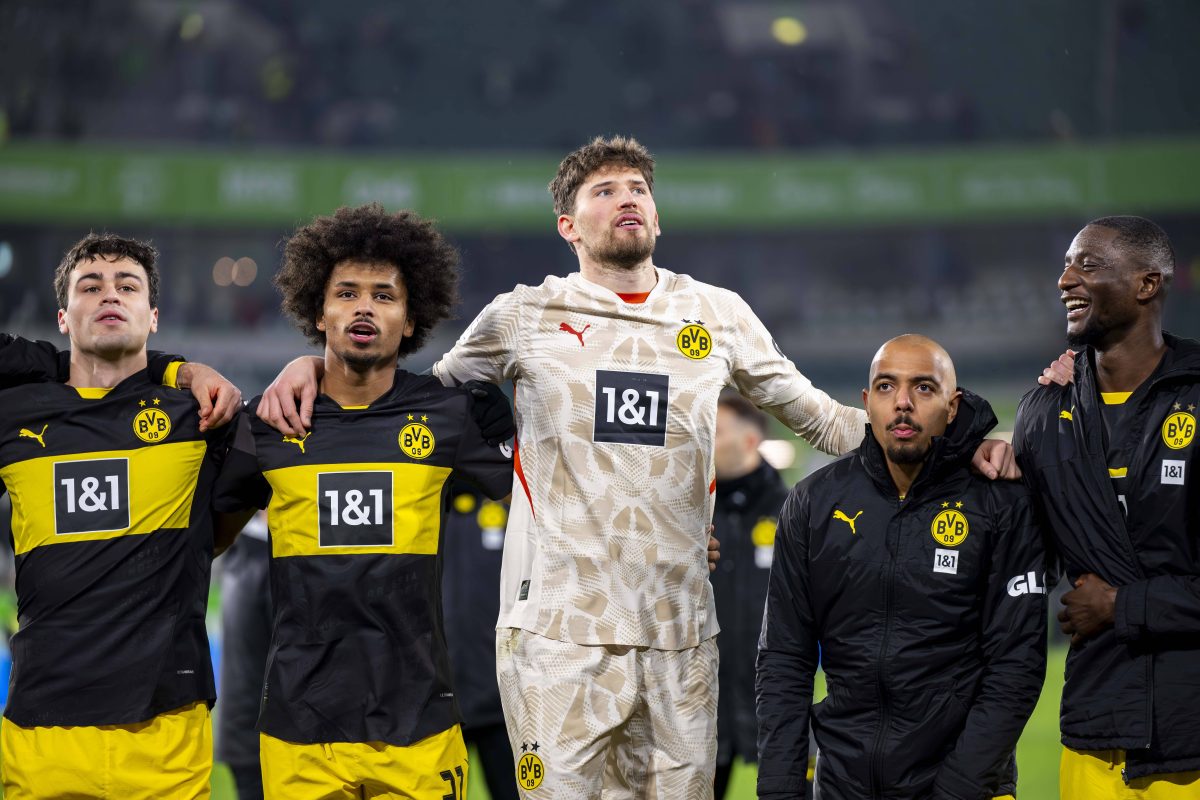 Bei Borussia Dortmund bahnt sich der erste Transfer an! Ein BVB-Akteur macht offenbar in KÃ¼rze den Abflug.