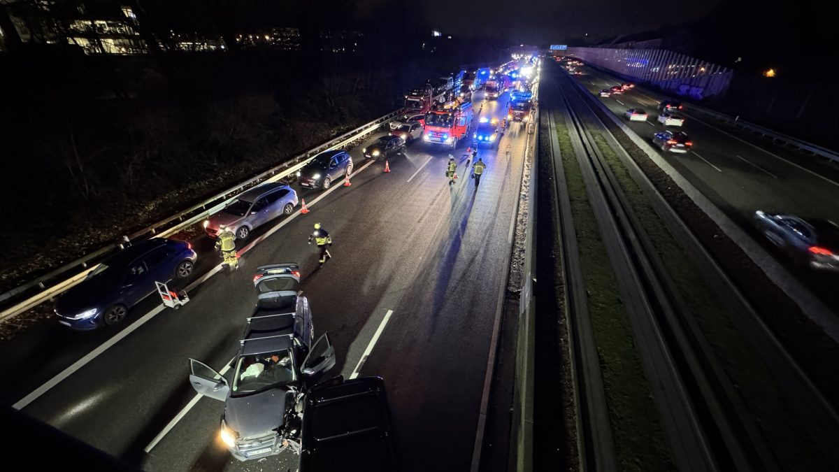 A40 in Essen: Unfall