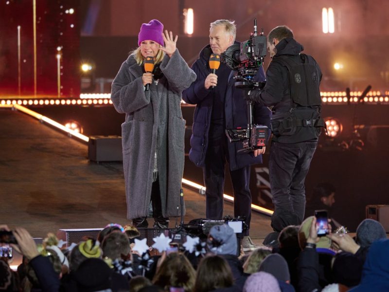 Andrea Kiewel und Johannes B. Kerner bei der alljährlichen ZDF-Silvestershow am Brandenburger Tor.
