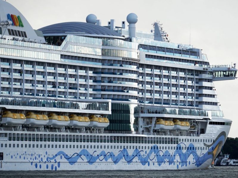 Kreuzfahrt-Schiff