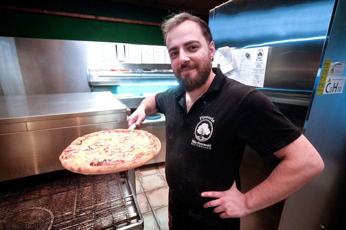 Die Pizzeria MÃ¤rchenwald in Essen-RÃ¼ttenscheid bietet Pizza fÃ¼r nur einen Euro an