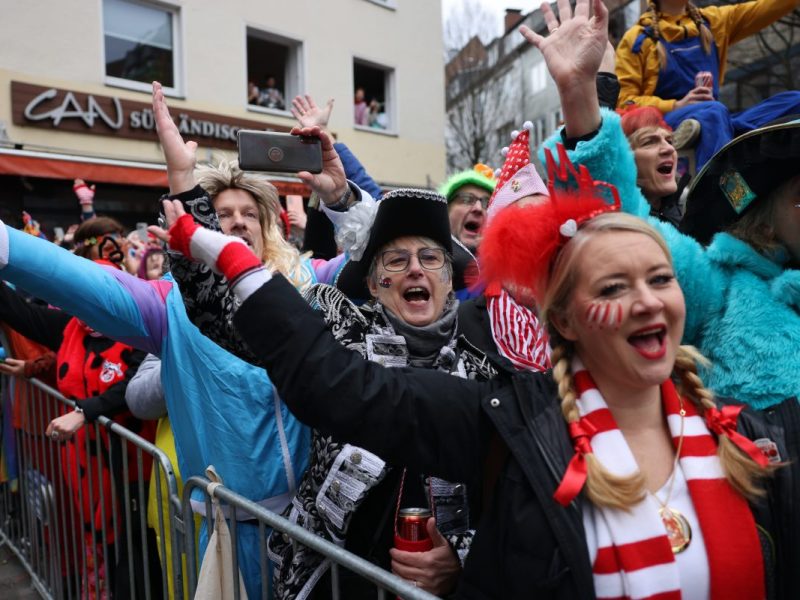 Zu Karneval 2025 sollten Jecken einige Dinge beachten!