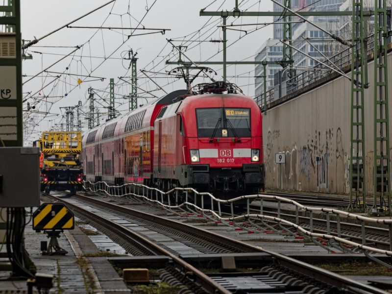 Die Deutsche Bahn sorgt für einen Wandel: Schon bald soll es weniger Funklöcher auf den Strecken geben.