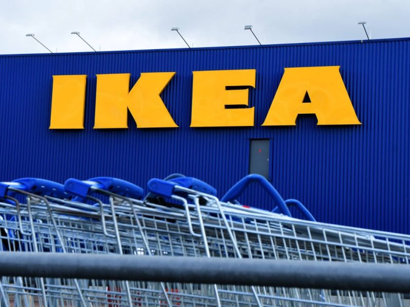Ikea kooperiert in der Schweiz mit Aldi.