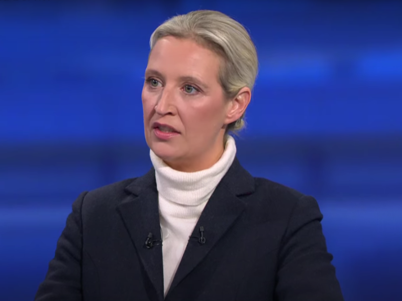 Im Quadrell gehen sich Alice Weidel und Olaf Scholz verbal hart an.